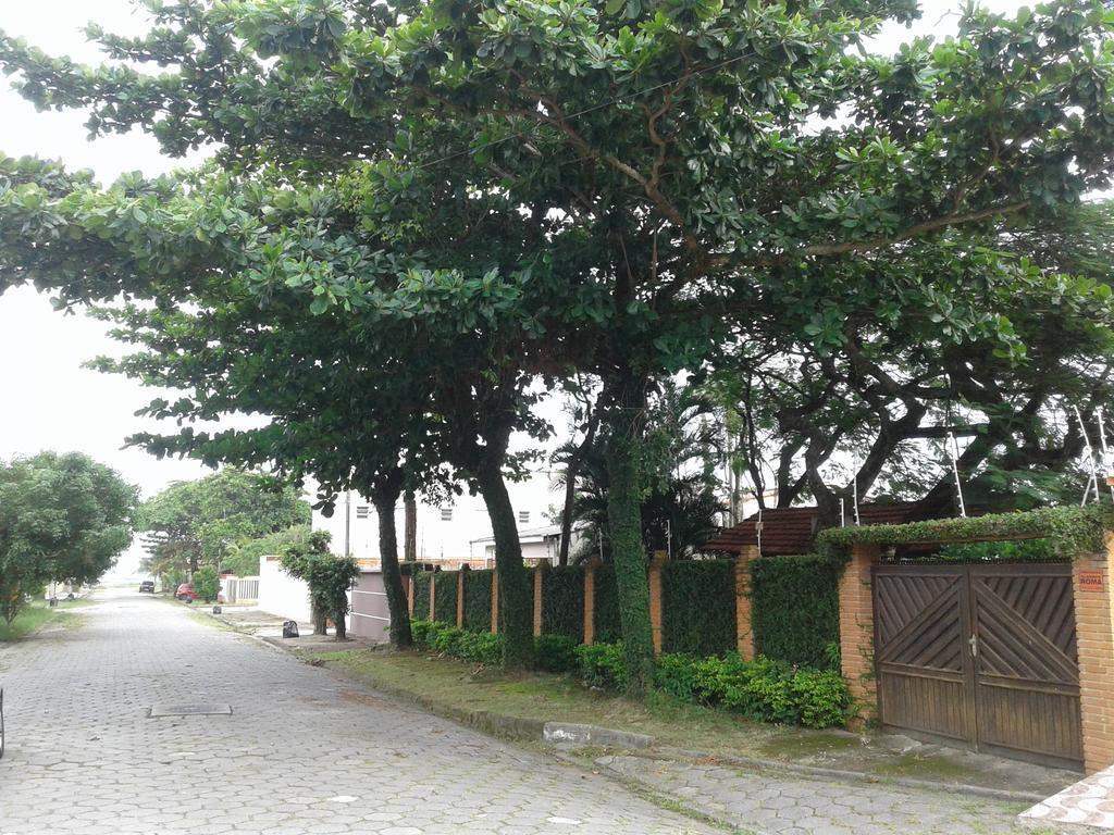 Pousada Chateau Sophie Itanhaém Exterior foto